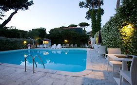 iH Hotels Logos Forte Dei Marmi